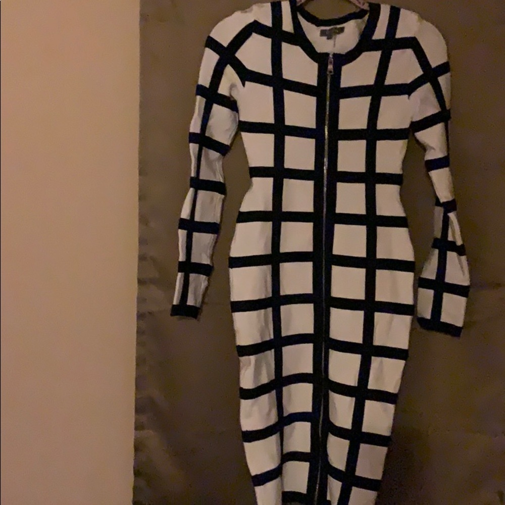 Garcia Black and White Bodycon Dress